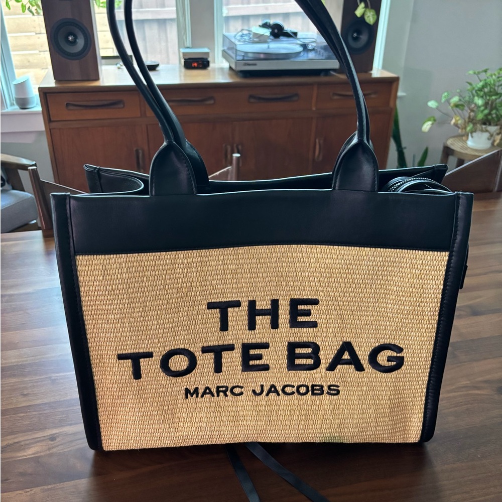 Marc Jacobs THE TOTE BAG Black Leather detailing on large woven fabric